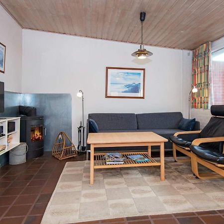 6 Person Holiday Home In Henne Henne Strand Zewnętrze zdjęcie