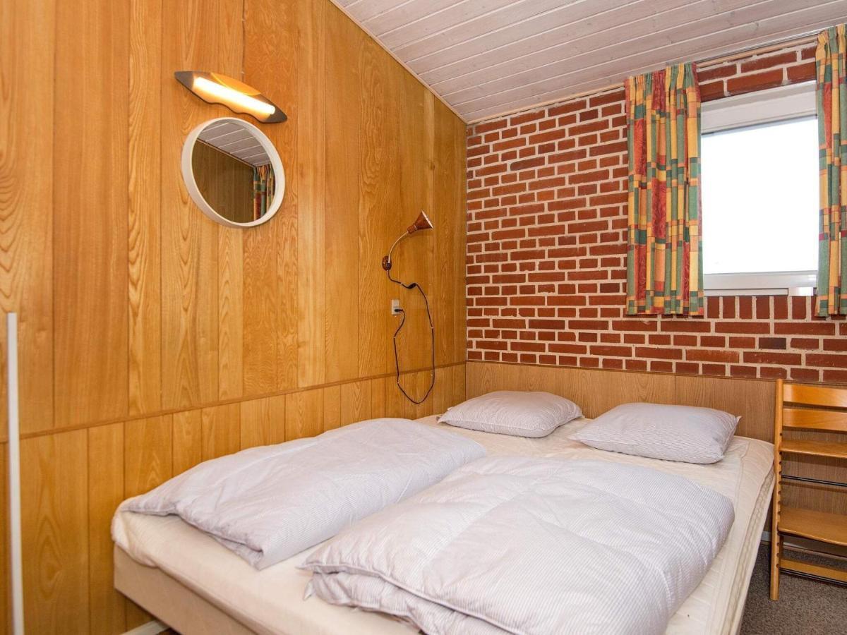 6 Person Holiday Home In Henne Henne Strand Zewnętrze zdjęcie
